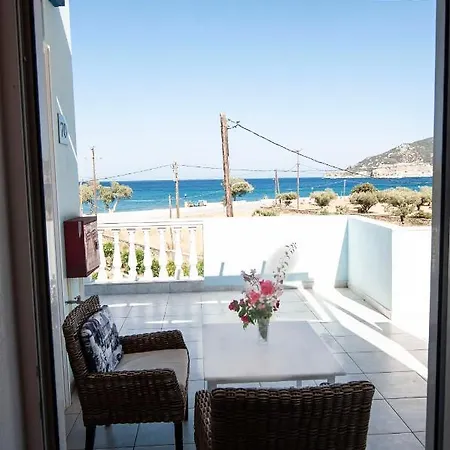 Iris Karpathos