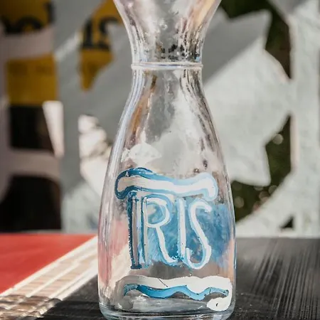Iris Karpathos