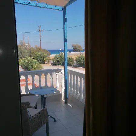 Iris Karpathos